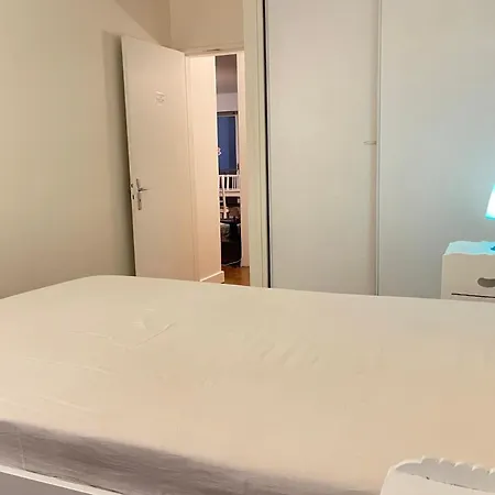 Modern T3 With Eiffel Tower View Apartment Paris